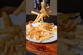Crispy French Fries ASMR 🍟 | Satisfying Frying Sounds