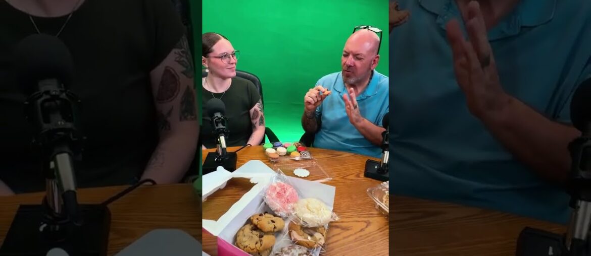 Derick Glenn Tries French Macarons from Macs Amore in Vineland