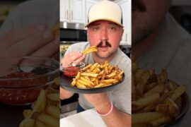 Trying Jesse and Ben's French Fries!! 🍟 #shorts