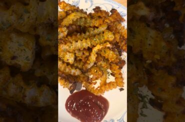 Air fryer crispy French  fries 🍟 #recipe #food #cooking #share #shorts ￼