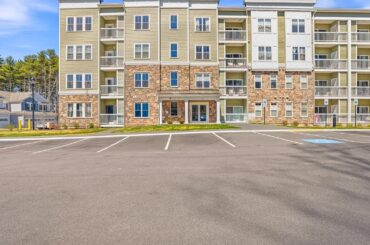 4 Winslow Ln, North Grafton, MA