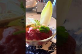 Dinner on Zaandam 🍽️ French Onion Soup, Shrimp, Salmon & Dessert!