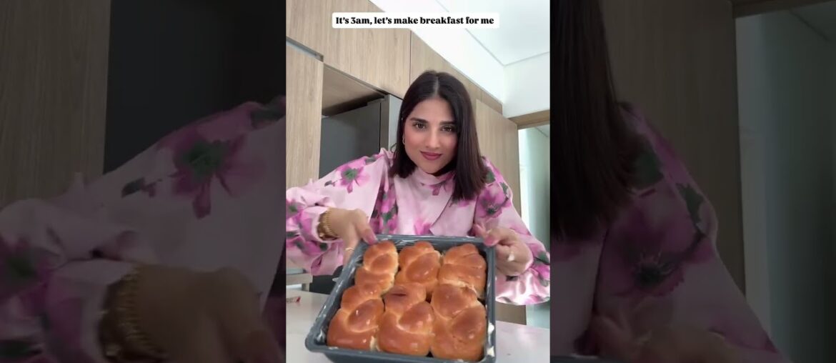 Brioche Berry French ToastBrioche bread you can use sour dough too Eggs MilkCinnamon powder Va