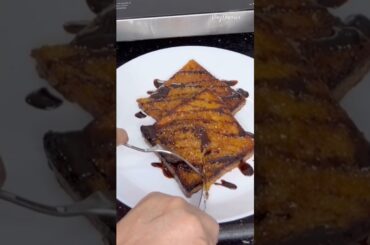 French Toast With Chocolate Syrup | Induction  Zepto Finds #shorts #frenchtoast #youtubeshorts #fyp