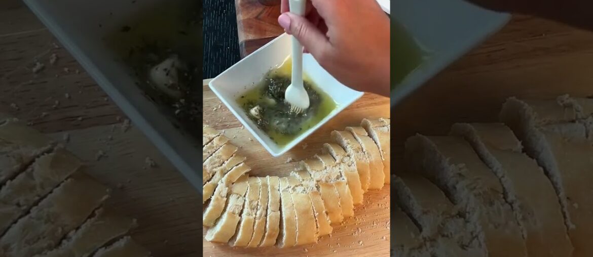 This is seriously one of the best appetizers I’ve ever made, and easy to throw together!