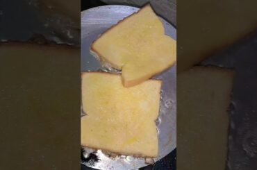 French Toast at Breakfast #food #youtubeshorts #cookingshorts #recipe