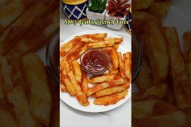 Spicy garlic french fries #shorts #snacks #recipe #frenchfries #potato #trending #viral #shortsfeed