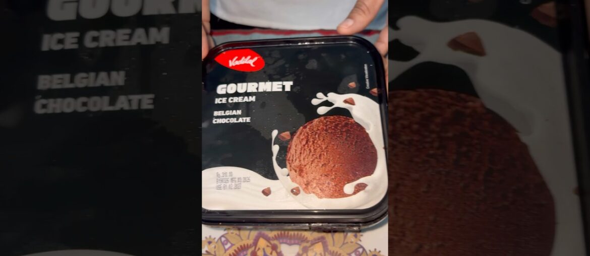 Vadilal Gourmet Belgian Chocolate Ice Cream ✨🍫❄️#icecream #review #chocolateicecream #vadilal