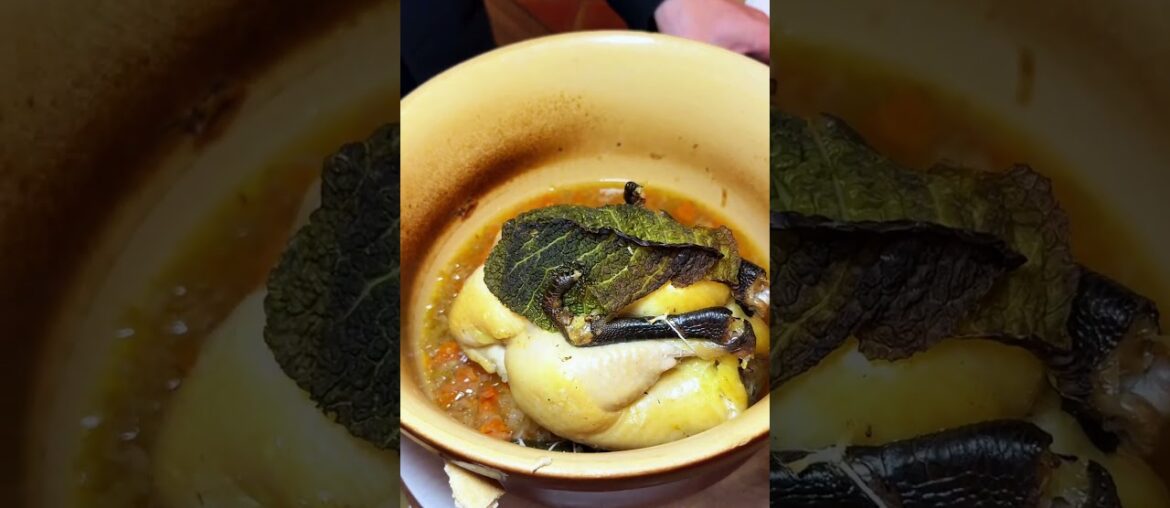 La poularde de Bresse à la vapeur de champagne.