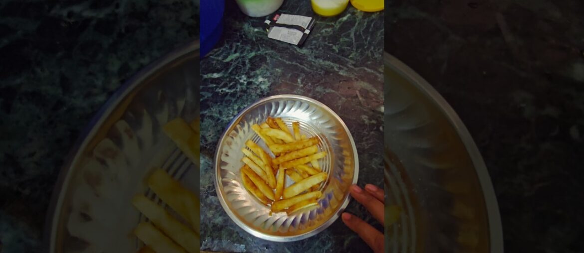 Home made crispy french fries🤗#ytviral#shortvideo#snacks#food#french#fries#@anitavoylia