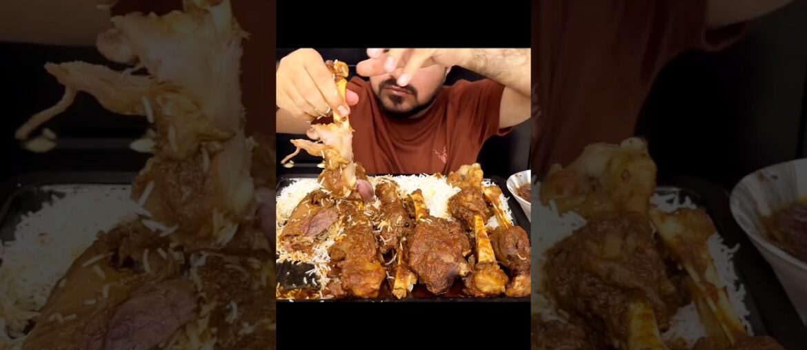 ASMR EATING SPICY MUTTON CURRY #mukbang #asmreating #youtubeshorts #food #eatingsounds #ytshorts
