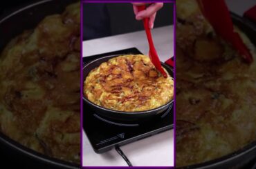 OMELETE DE BATATA FRITA #receitas #sobremesarapida #receitafaceis #shorts #omelete