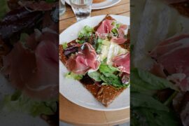 🥞【パリ】世界一のガレット。一口で違いがわかる「BREIZH CAFÉ」の究極の一皿