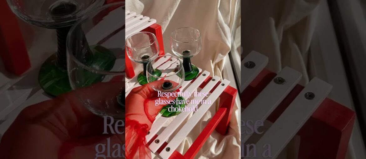 These vintage French Luminarc Roemer glasses have me speechless ✨🔮 #glassware