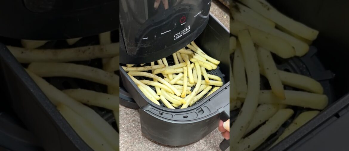 French fries in Air Fryer 😋 #youtubeshorts #ytshorts #trending #shortsfeed #shorts #trendingshorts
