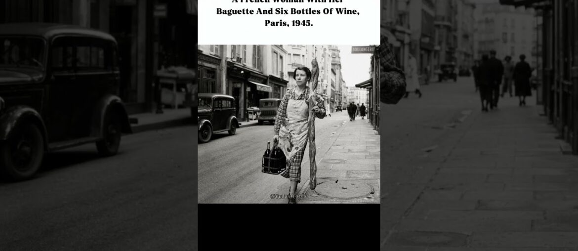 The Most INSANE French Baguette You’ve Ever Seen?! Paris 1945! 🥖🍷 #Shorts #french #classic #usa