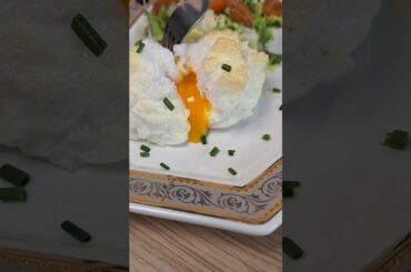 French Œufs nuage (Cloud Eggs) recepie