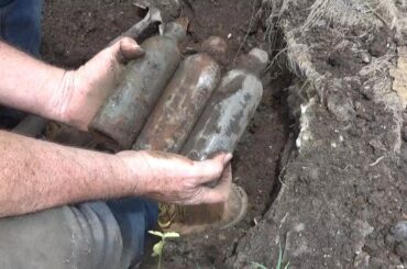 Bottle Digging Louisiana Style With Ole Digger Dave