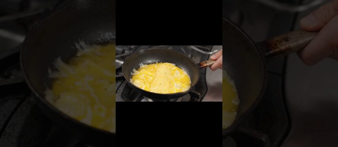 The Perfect 60-Second French Omelet 🍳✨ (Pure ASMR) #cooking #tasteframe #food