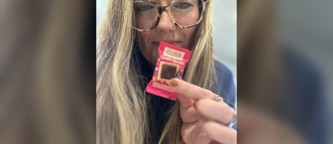 Michel et Augustin Chocolate Cookie Squares, Valentine’s Chocolate Gift Box, Dark Chocolate & Sea Sa