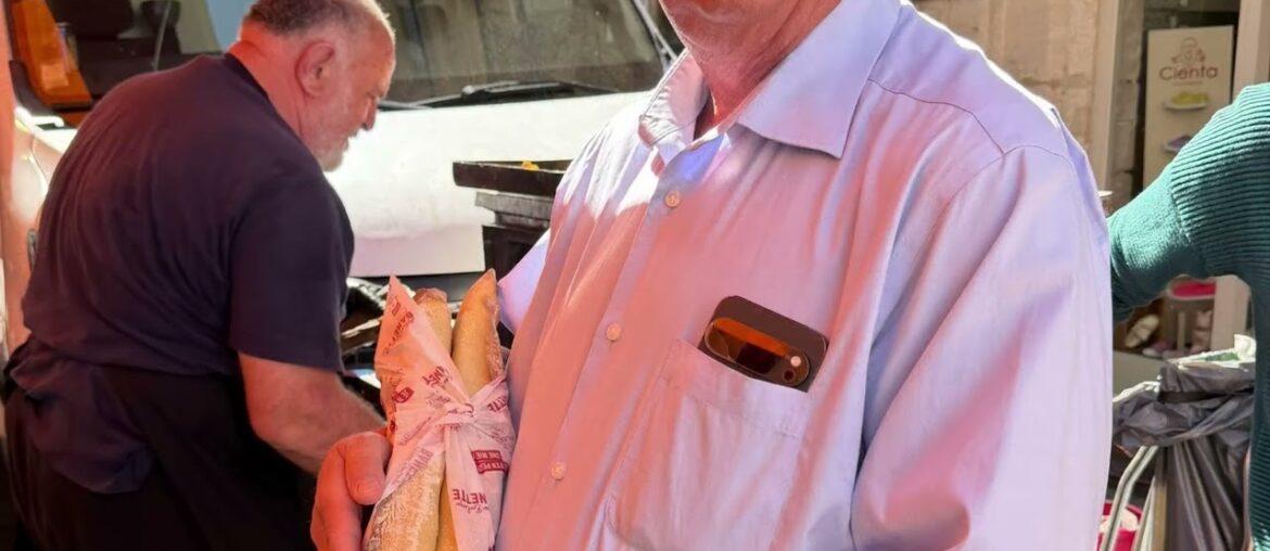 A French day. baguettes & chicken.  Then a bar for a drink.  We ate baguettes and drank french wine.