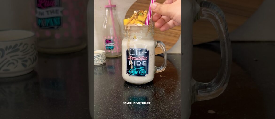 Ice cream Milk shake 🍨🥛 #icecream #cream #fruits #summer #summerfashion #summerdrink #summershorts