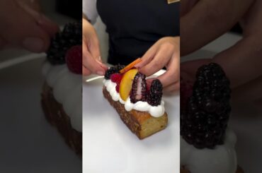 French Toast 😍🍞🫐🍓 #bread #toast #fruits#viralvideo #food #youtubeshorts #streetfood