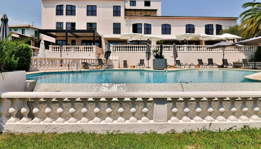 Hotel Perla Riviera, Cagnes-sur-Mer, France | Travel With Geetika