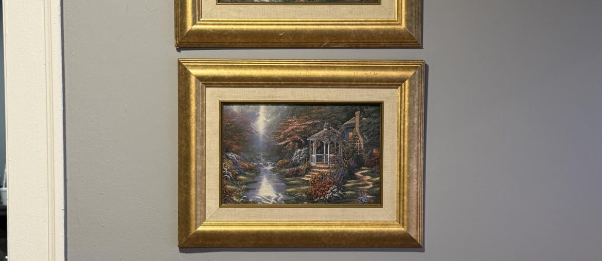 Is this good to have two same frames on the wall. (I think not)