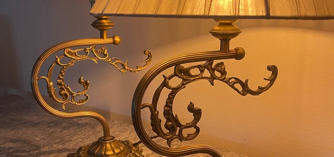 From scrap metal to high-end decor: I built this Art Nouveau inspired pair of lamps using only spare parts and leftovers