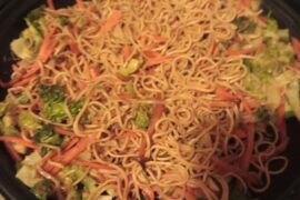 Again, mine frite mauritien recette familiale cette fois préparer au poêle de camping hollandais du pote(mon pote vie dans un van)