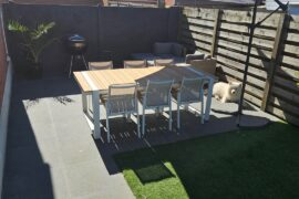 Im lost on garden furniture positioning