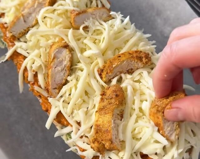 Cheese and garlic bread with chicken for breakfast