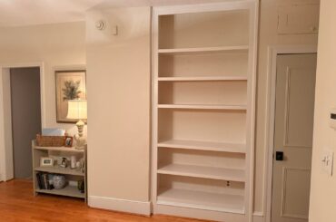 Built-In Shelving Unit Decorating Ideas