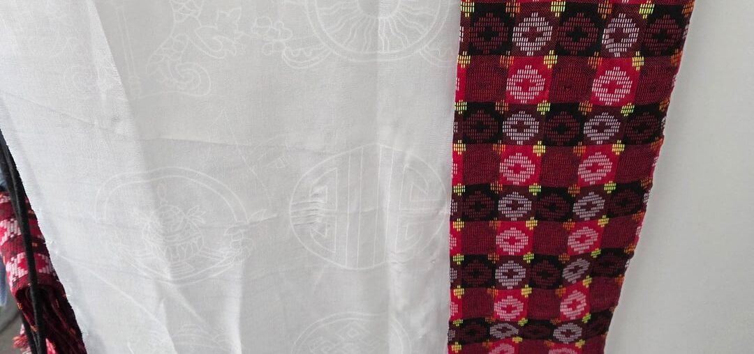 How can I use these scarves?