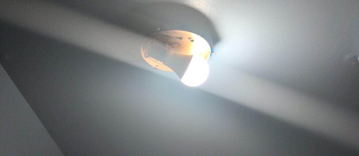 Can't find compatible light shade
