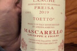 LEGENDARY PRODUCER. UNCOMMON GRAPE