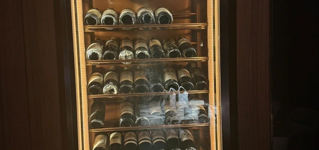 What kind of red wine do you like to store in your wine cabinet?