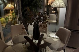 Switched to a square dining table and it fits way better