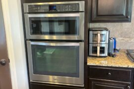 Two color kitchen cabinets?