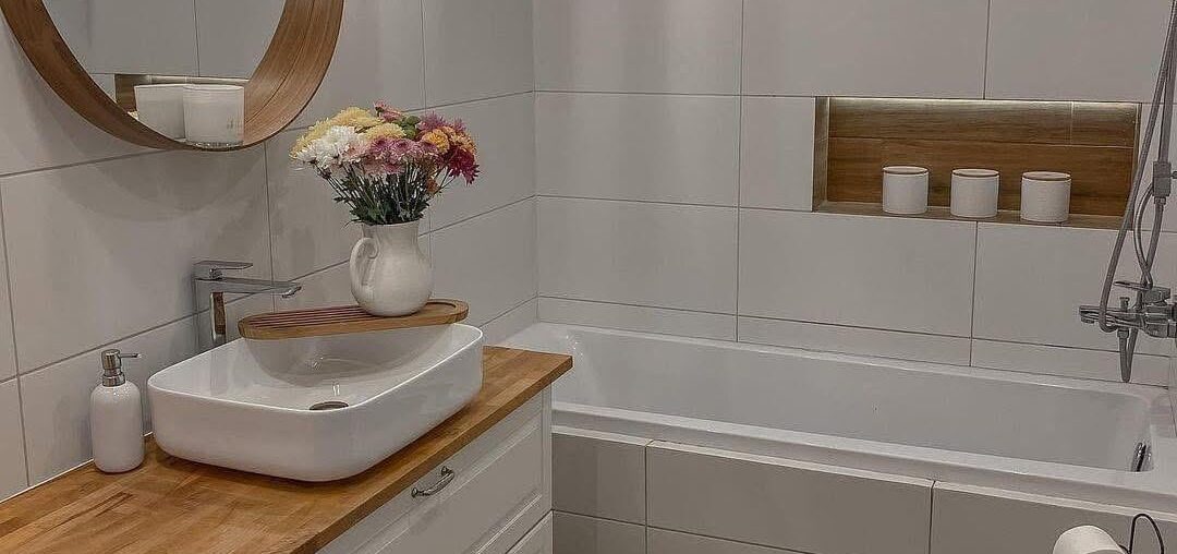 Our small bathroom renovation is finally done and I can’t stop staring at it 🛁✨