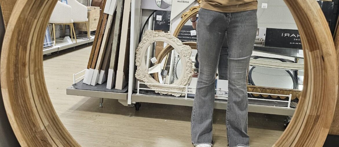 Need help finishing this round mirror