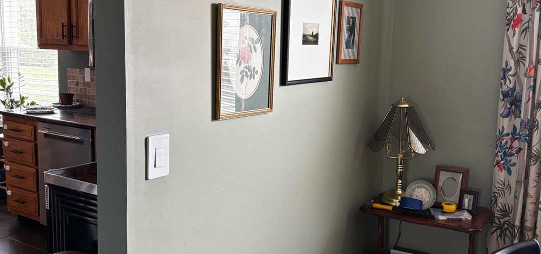 I can’t figure out how to put together a gallery wall - help!