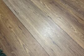 Como descobrir se esse piso é laminado ou vinílico?