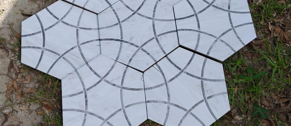 What color scheme would go best with this style/color tile?