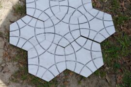 What color scheme would go best with this style/color tile?