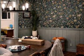 What should be the bottom wall/trim color be to go with the wallpaper? Or do we hate the wallpaper?