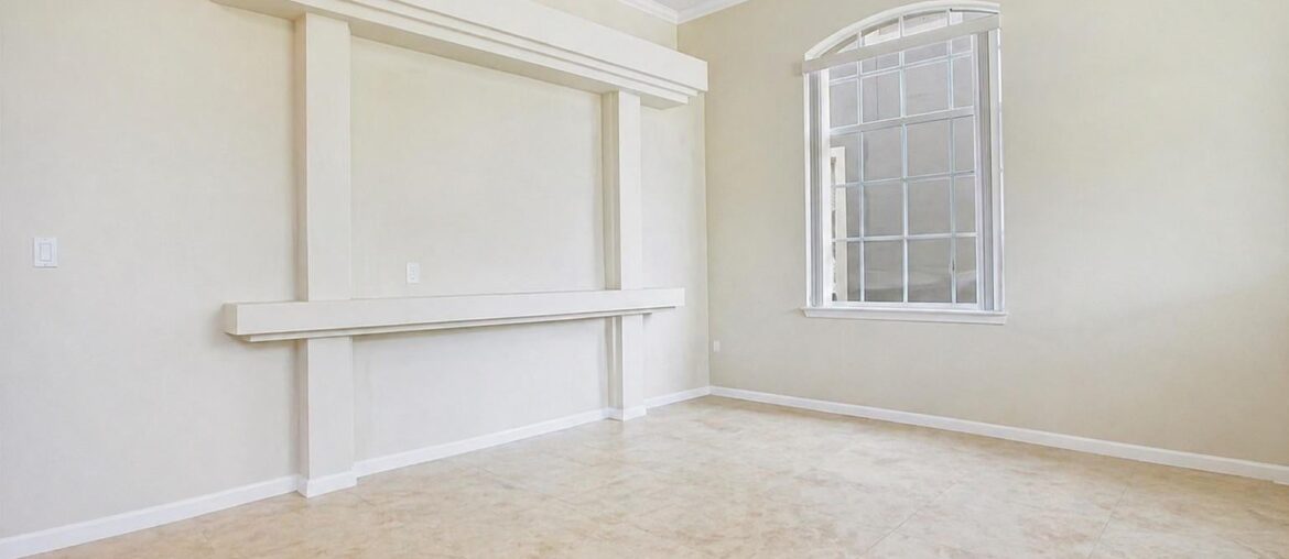 Help me decide - keep or remove this wall structure?