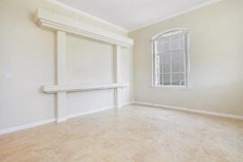 Help me decide - keep or remove this wall structure?