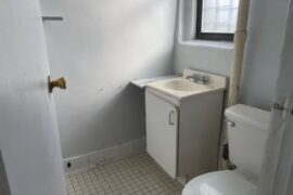 Before & After of this Tiny Bathroom Refresh